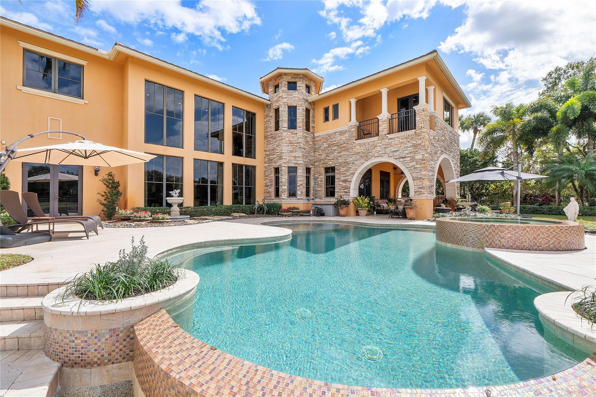 Parkland Golf & Country C - Residential