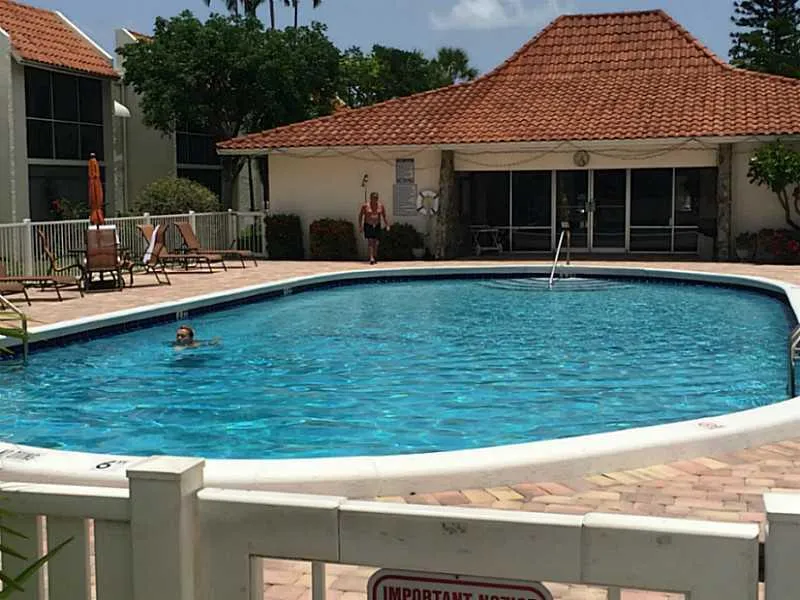 1428 SE 4th Ave Unit 231  