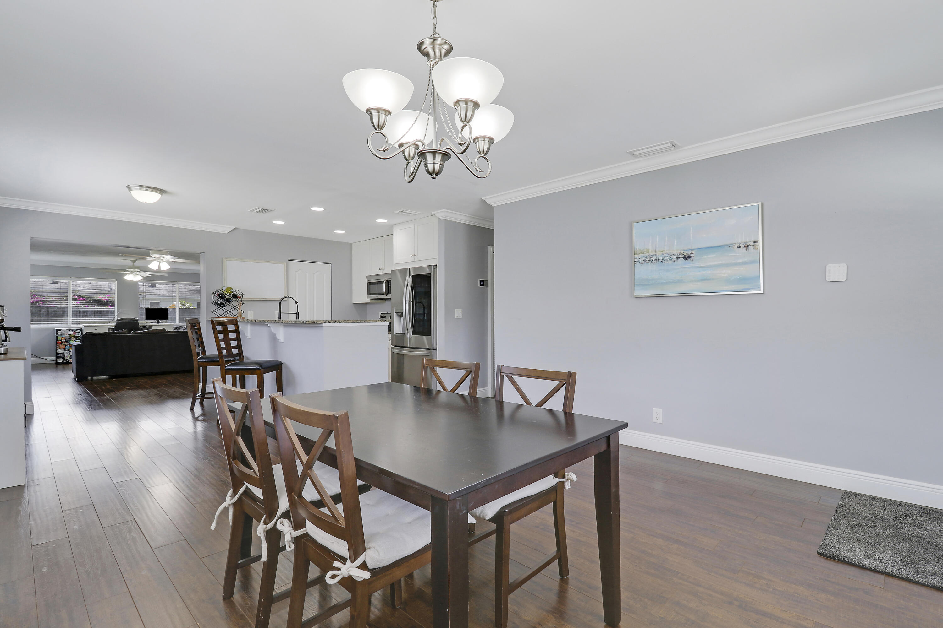 532 Riverside Drive