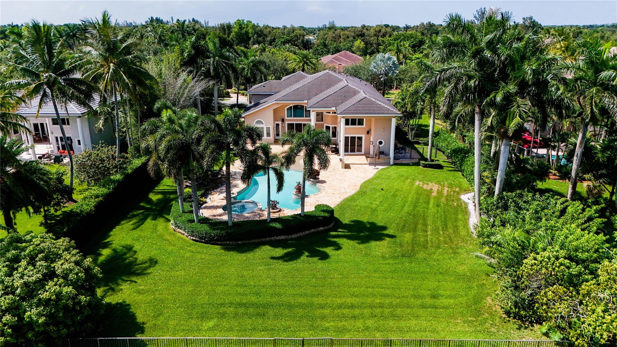 LONG LAKE RANCHES - Residential