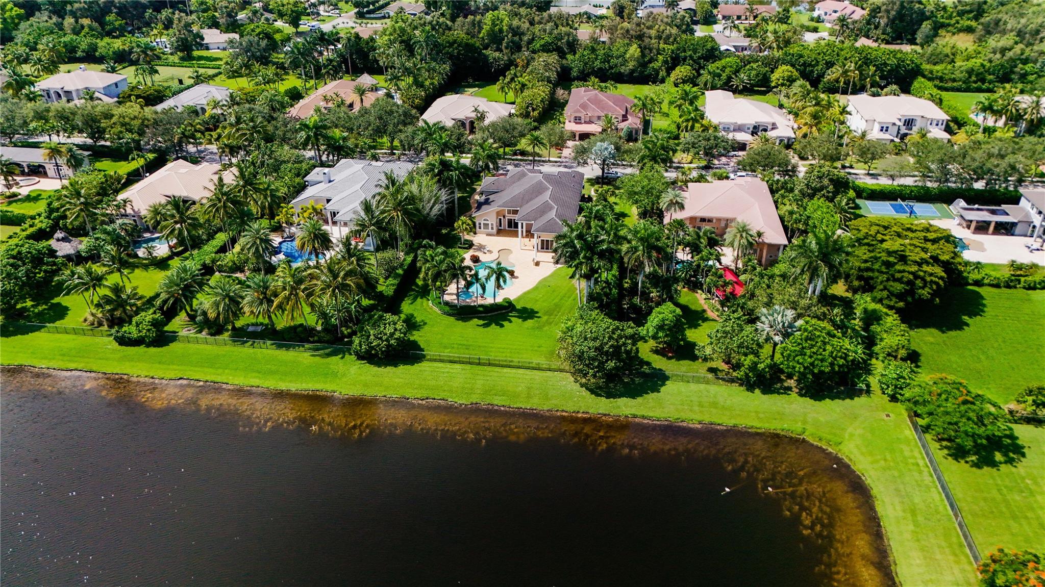 LONG LAKE RANCHES - Residential