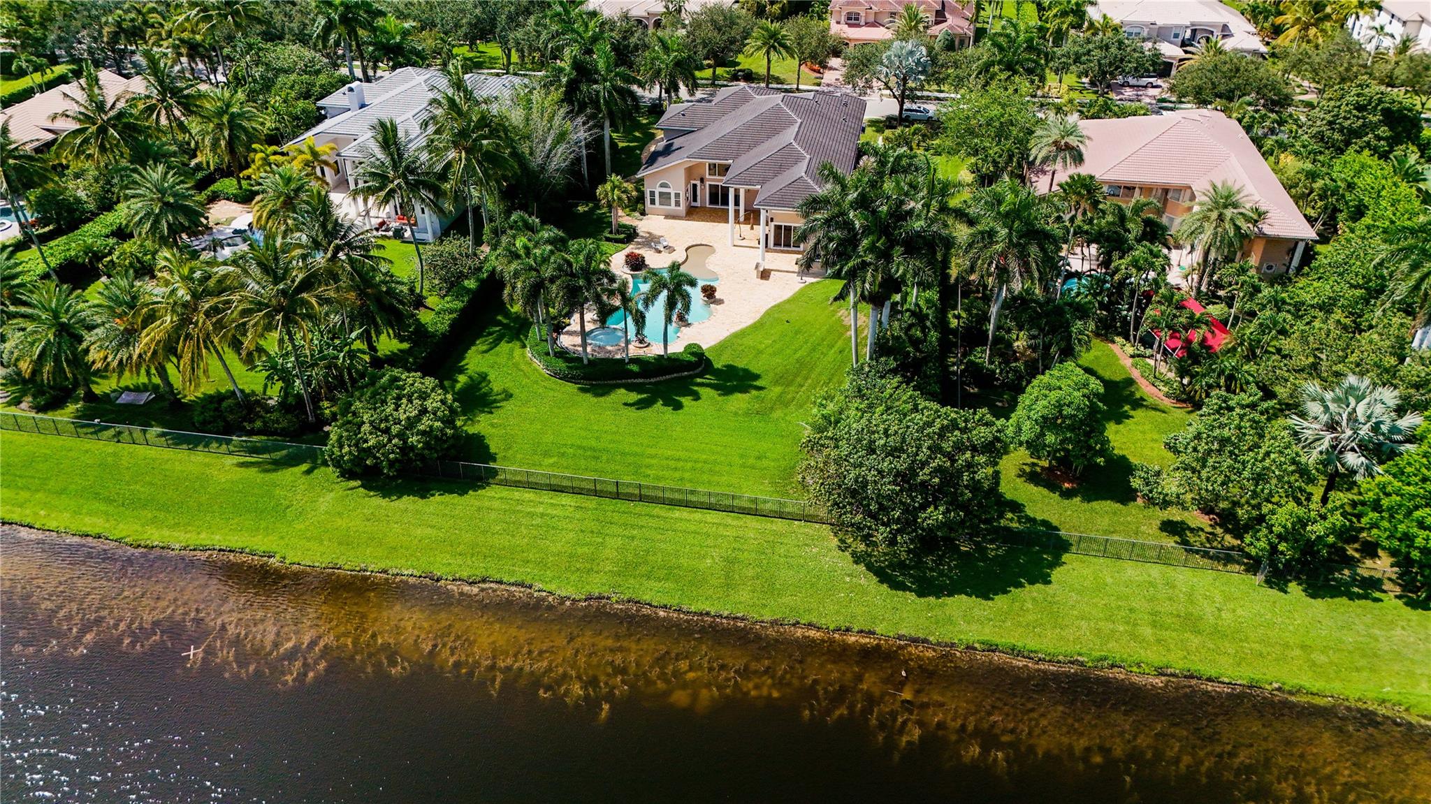 LONG LAKE RANCHES - Residential