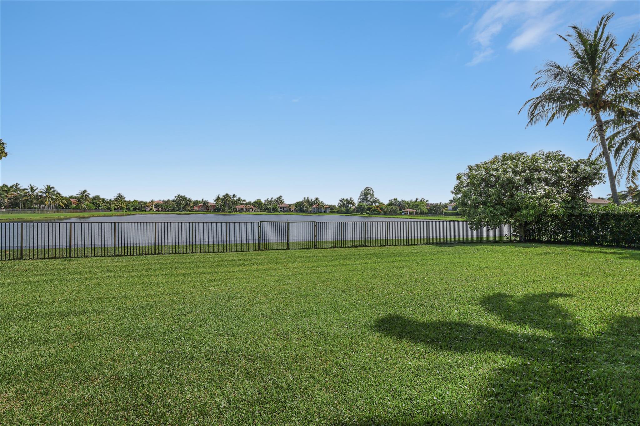 LONG LAKE RANCHES - Residential