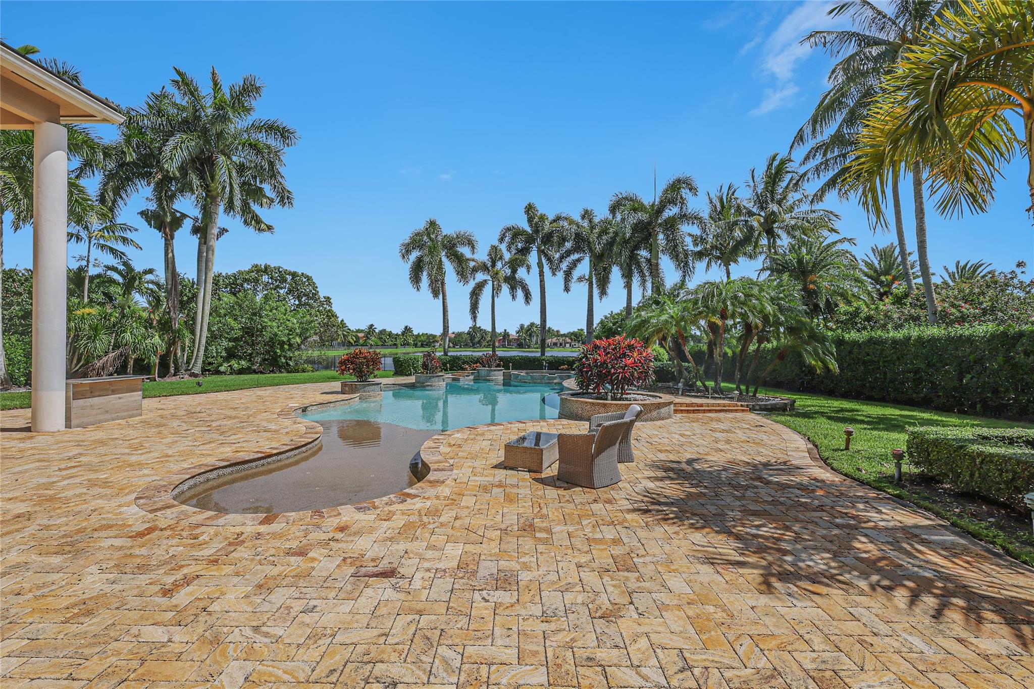 LONG LAKE RANCHES - Residential