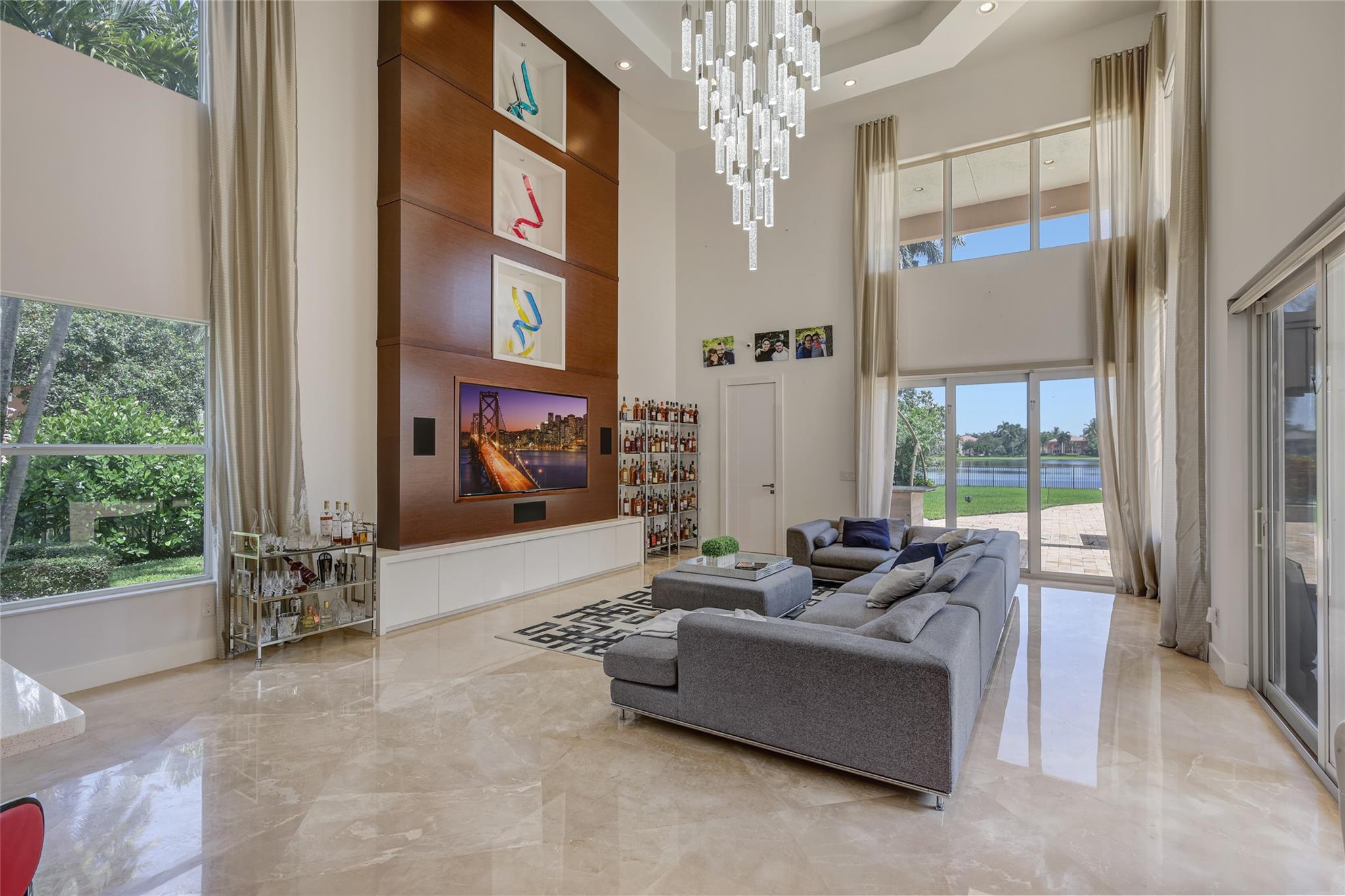 LONG LAKE RANCHES - Residential