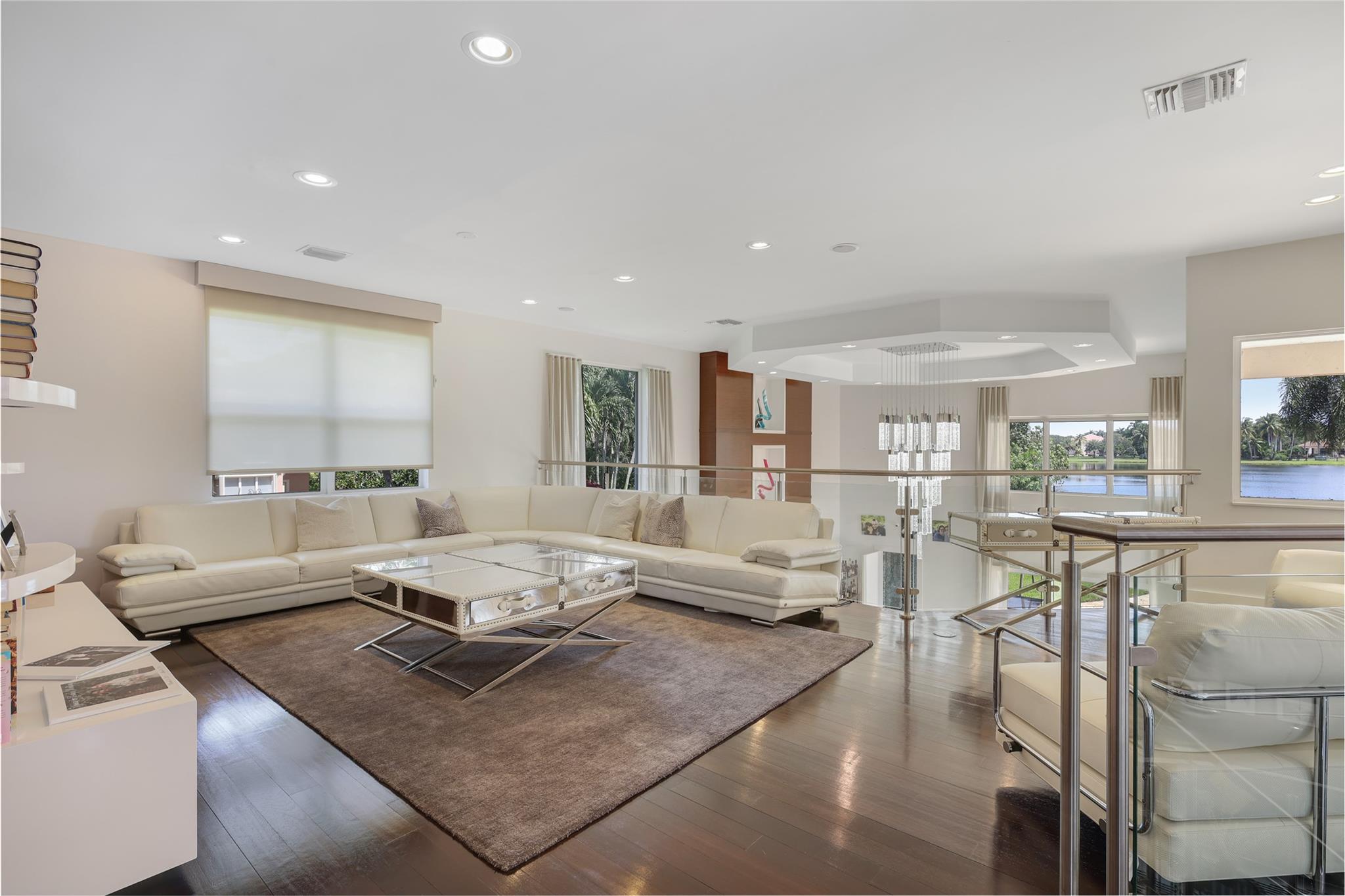 LONG LAKE RANCHES - Residential