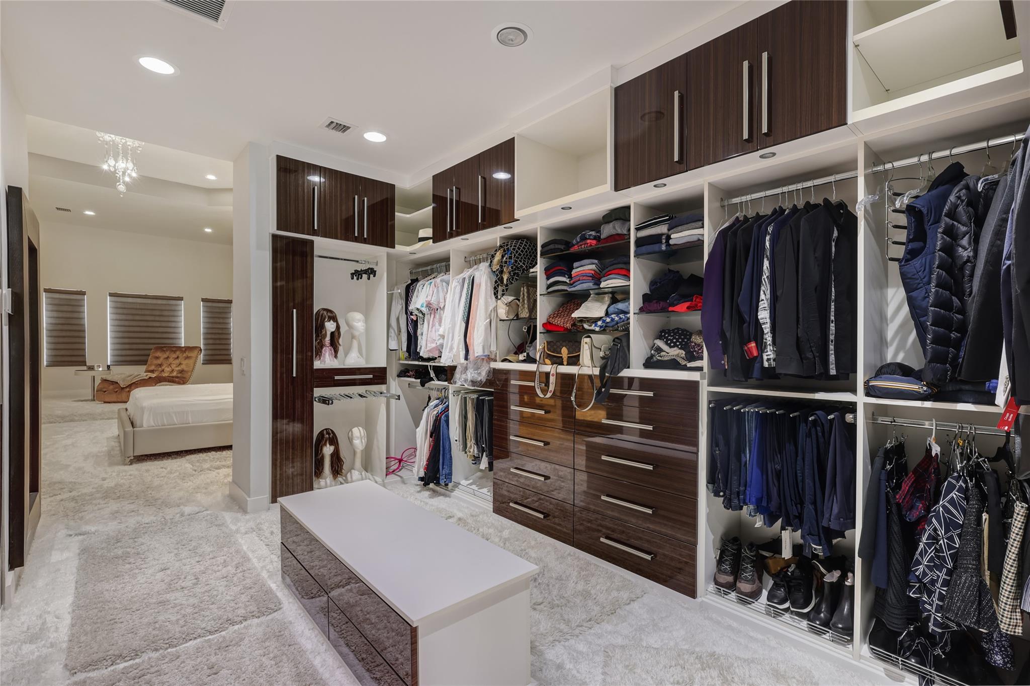LONG LAKE RANCHES - Residential
