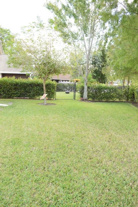 GREENVIEW SHORES 2 OF WELLINGTON - Residential Lease