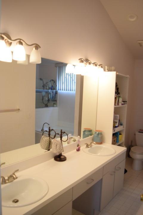 GREENVIEW SHORES 2 OF WELLINGTON - Residential Lease