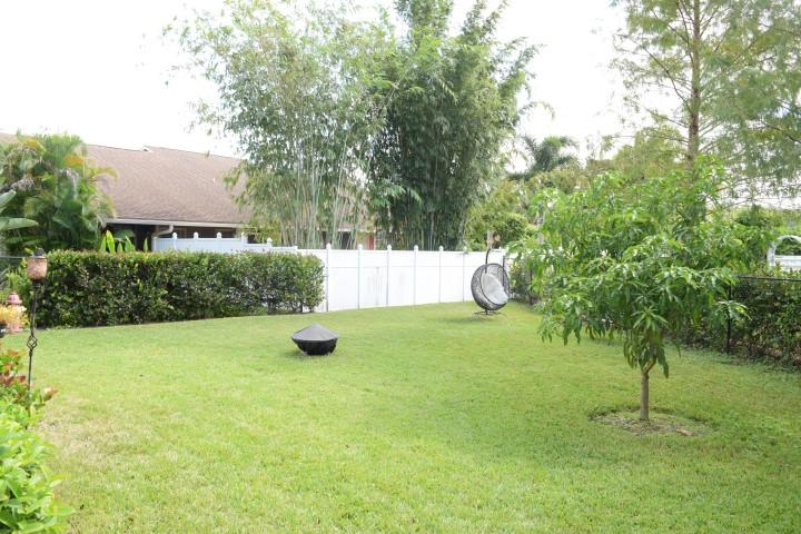 GREENVIEW SHORES 2 OF WELLINGTON - Residential Lease