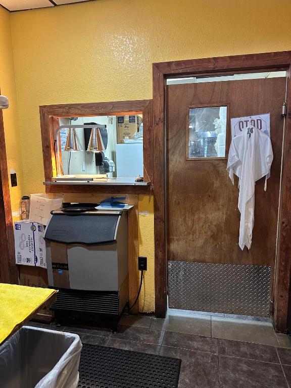 7210 W Atlantic Boulevard 2