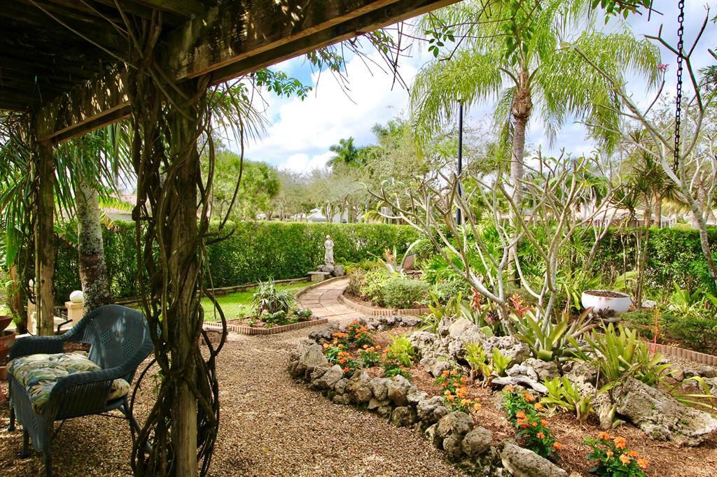 ESTATES OF ROYAL PALM BEACH 4 - Residential