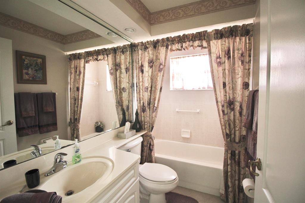 ESTATES OF ROYAL PALM BEACH 4 - Residential