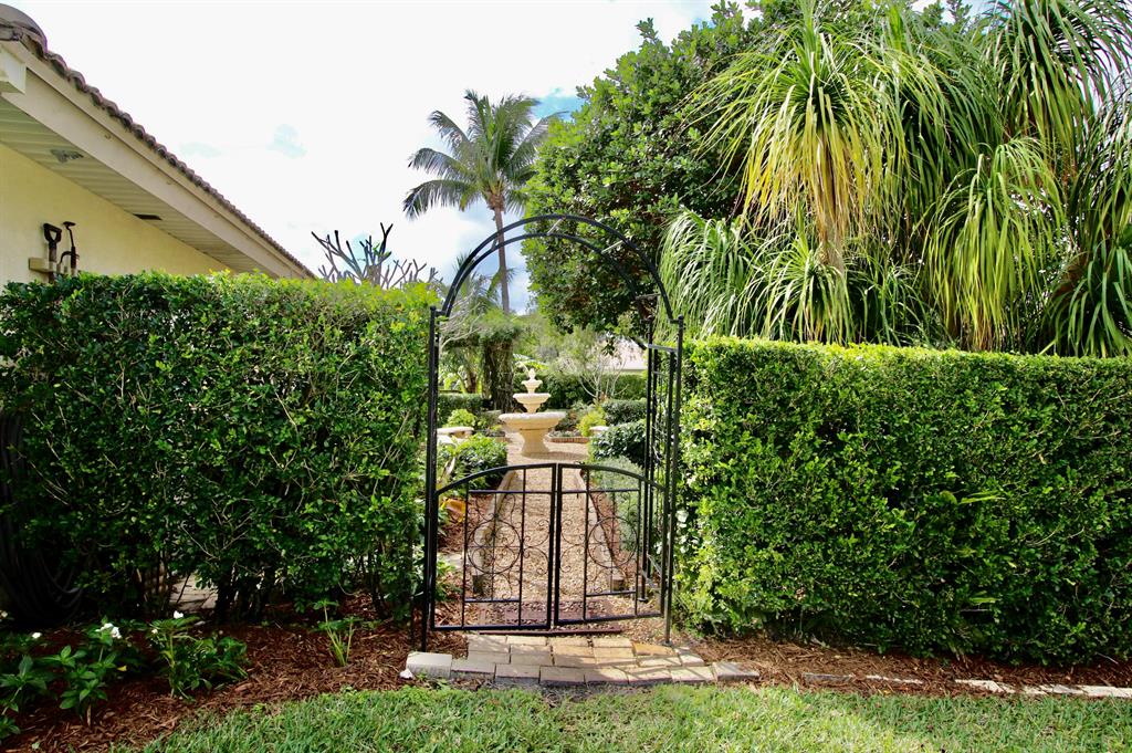 ESTATES OF ROYAL PALM BEACH 4 - Residential