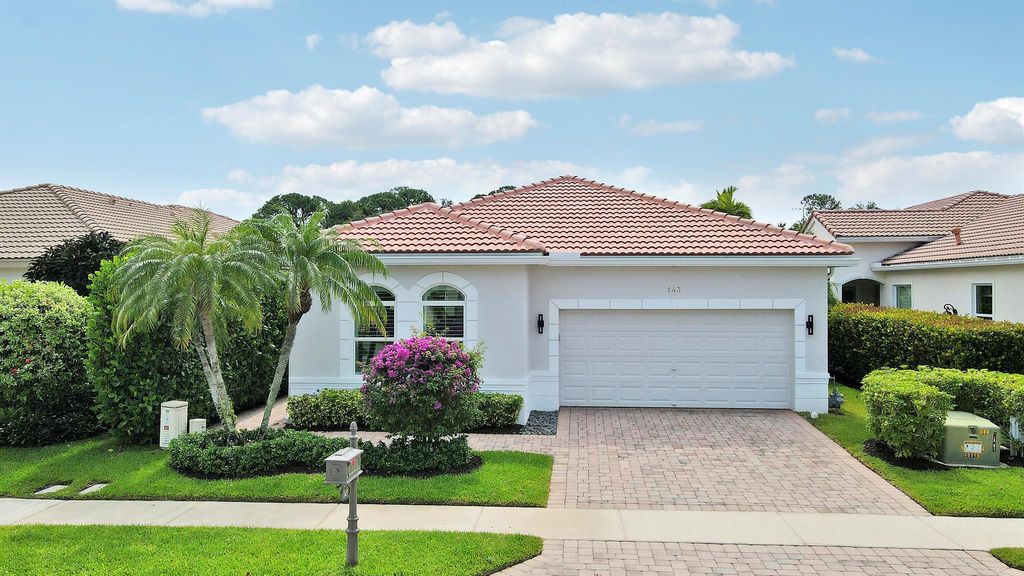 Photo of 143 Via Condado Way, Palm Beach Gardens, FL 33418 (MLS # R11105949)