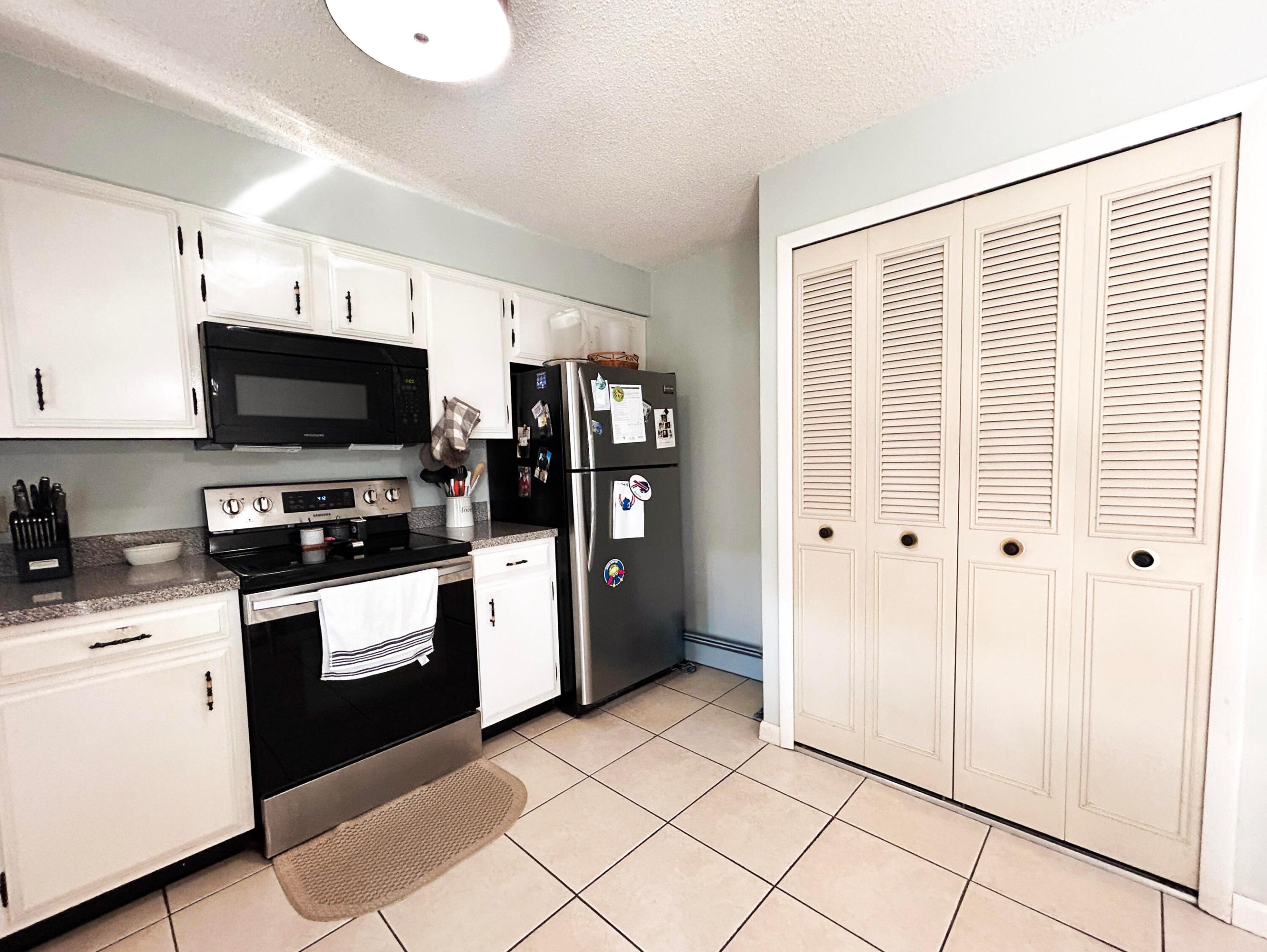 INDIAN RIVER ESTATES UNIT 7 - Residential