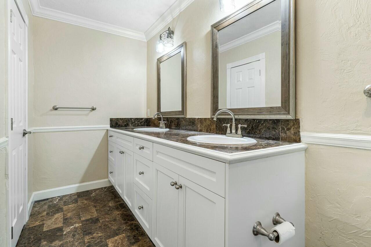 BOCA RATON RIVIERA UNIT B - Residential Lease