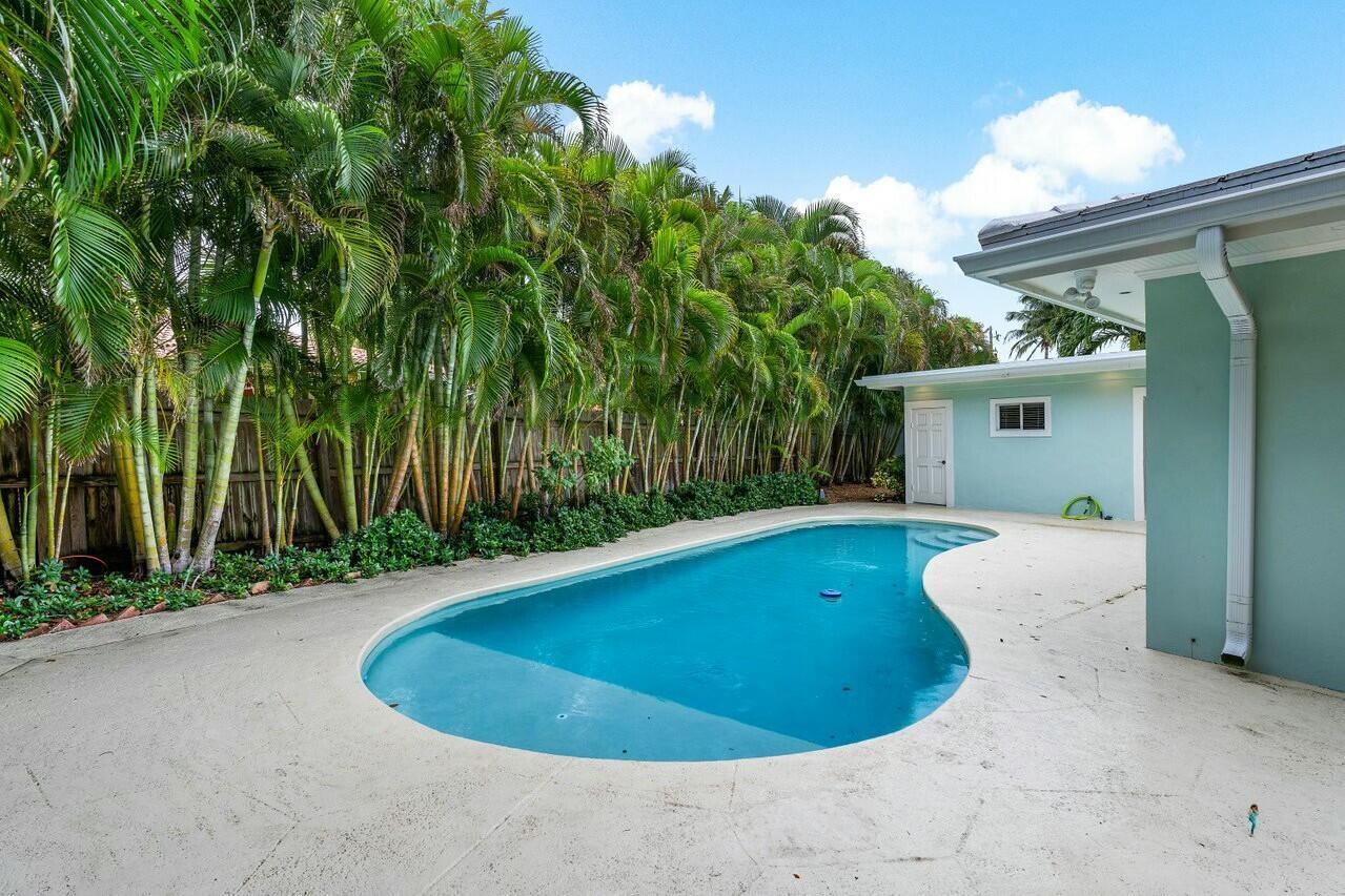 BOCA RATON RIVIERA UNIT B - Residential Lease