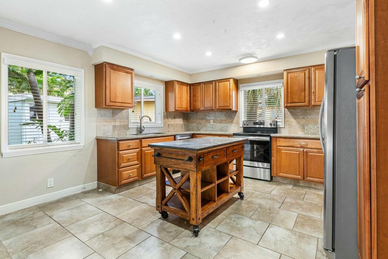 BOCA RATON RIVIERA UNIT B - Residential Lease