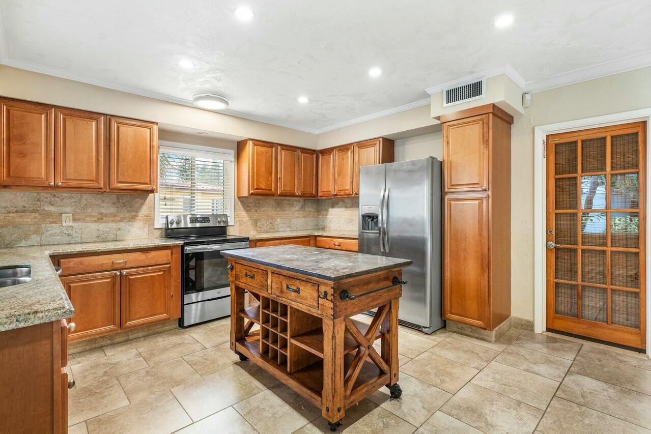 BOCA RATON RIVIERA UNIT B - Residential Lease