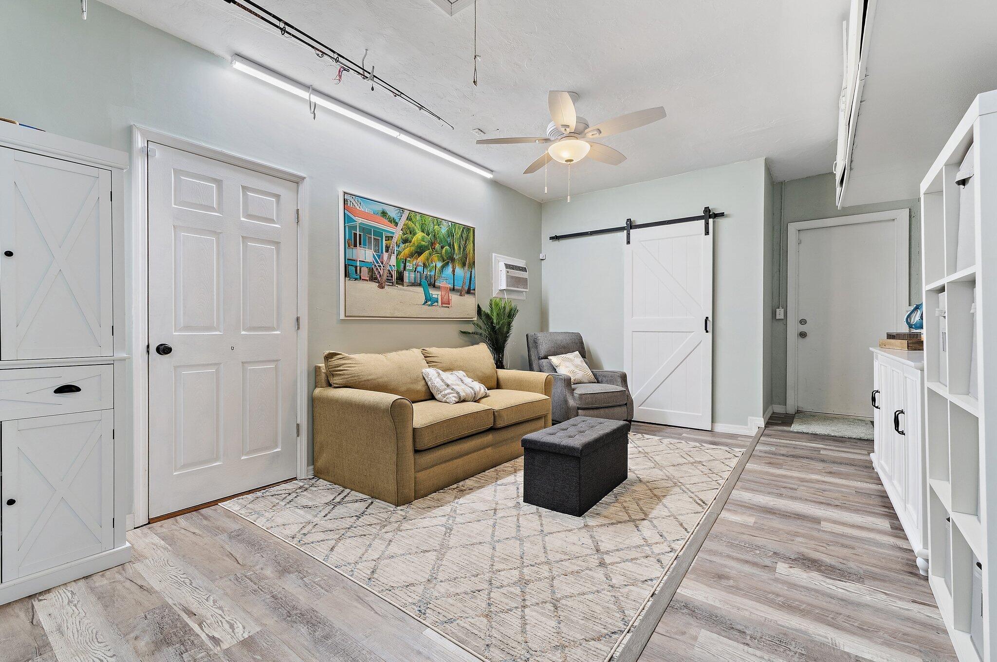PALM BEACH GARDENS 3 - Residential Lease