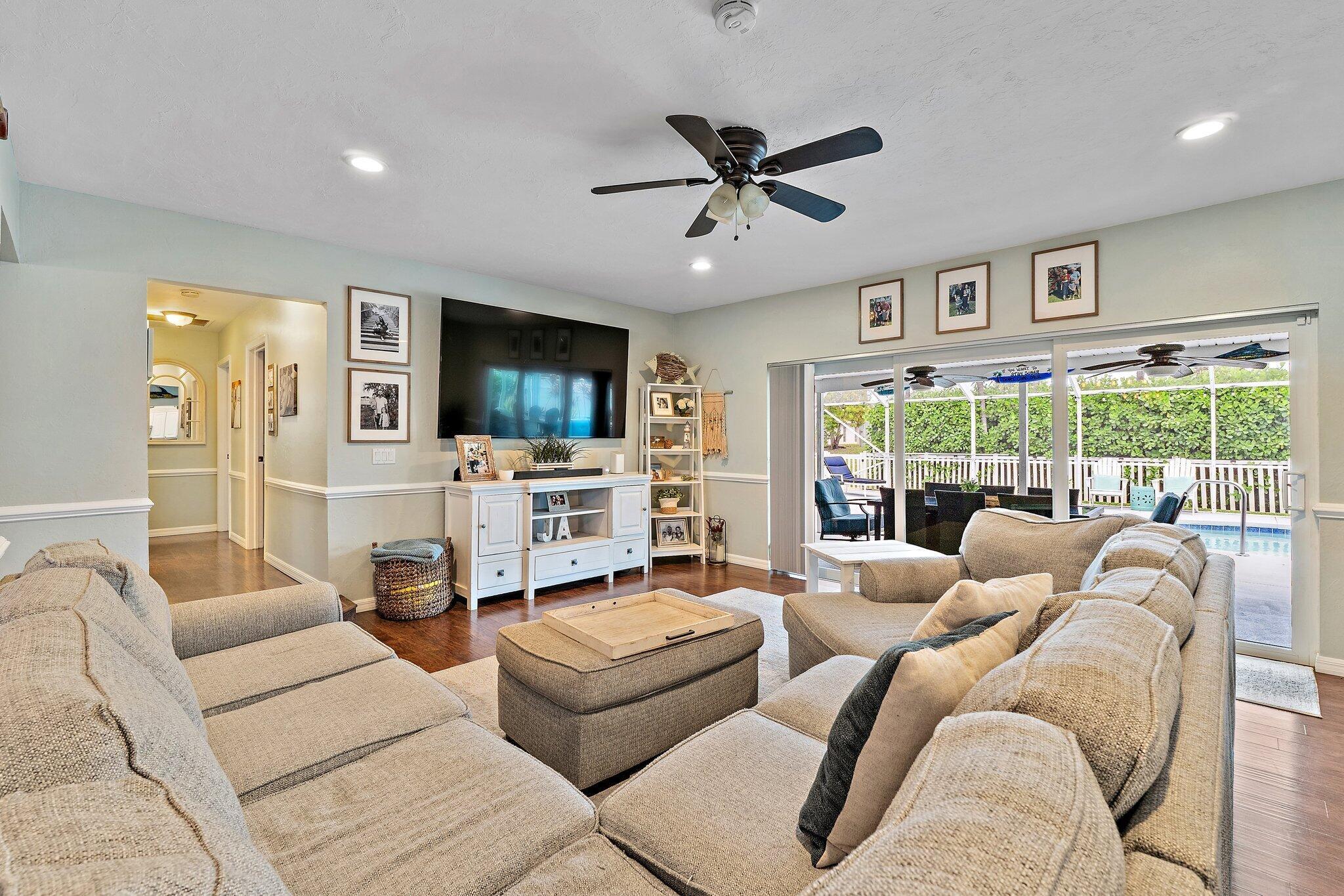 PALM BEACH GARDENS 3 - Residential Lease