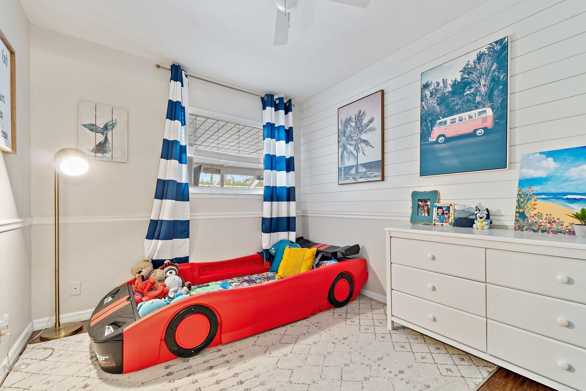 PALM BEACH GARDENS 3 - Residential Lease