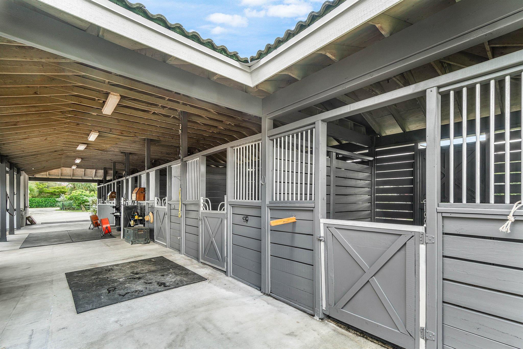 SADDLE TRAIL PARK OF WELL - Residential Lease