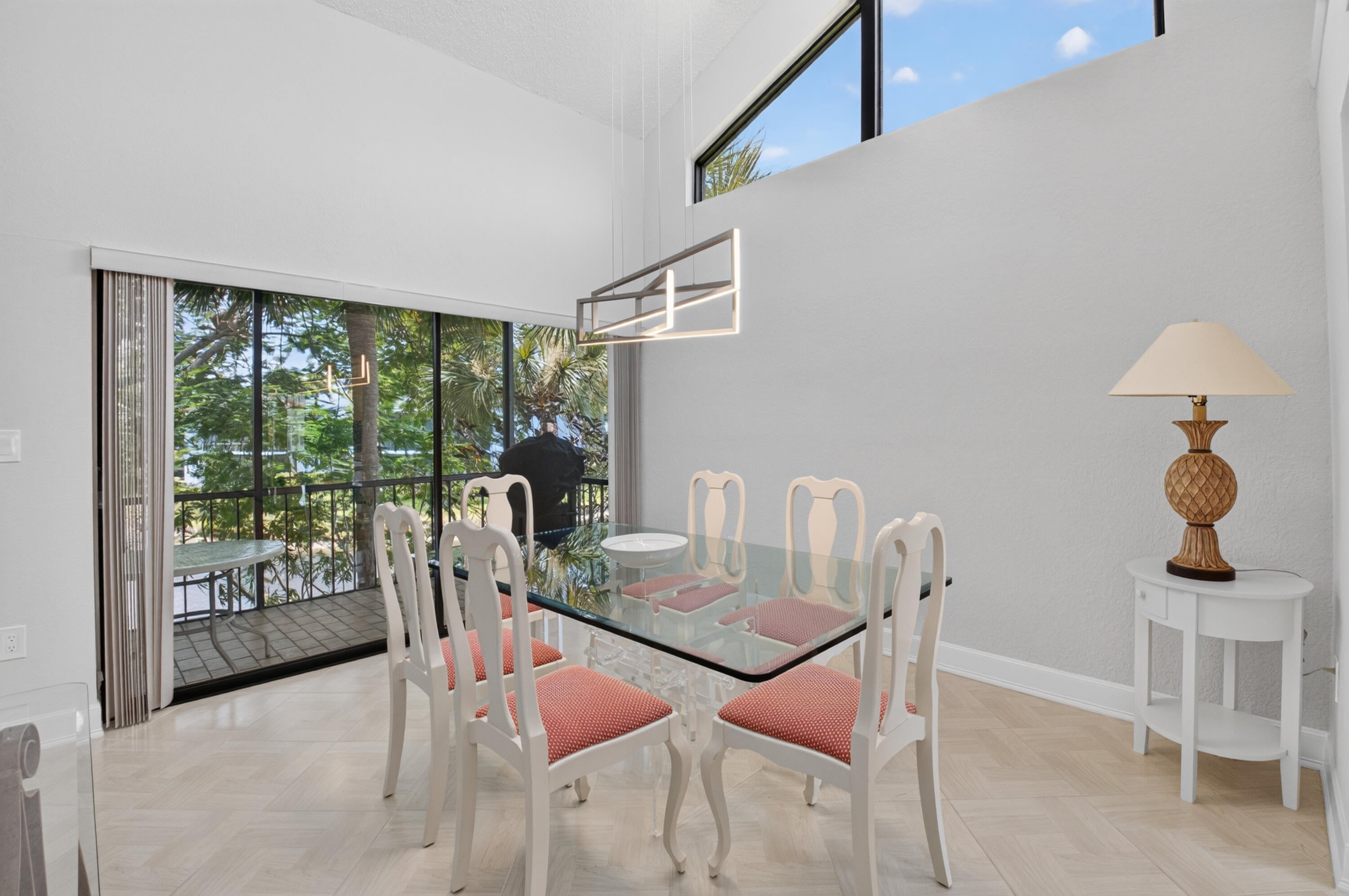 7759 Lakeside Boulevard G806