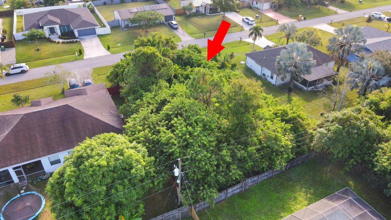 2220 SE Glover Street