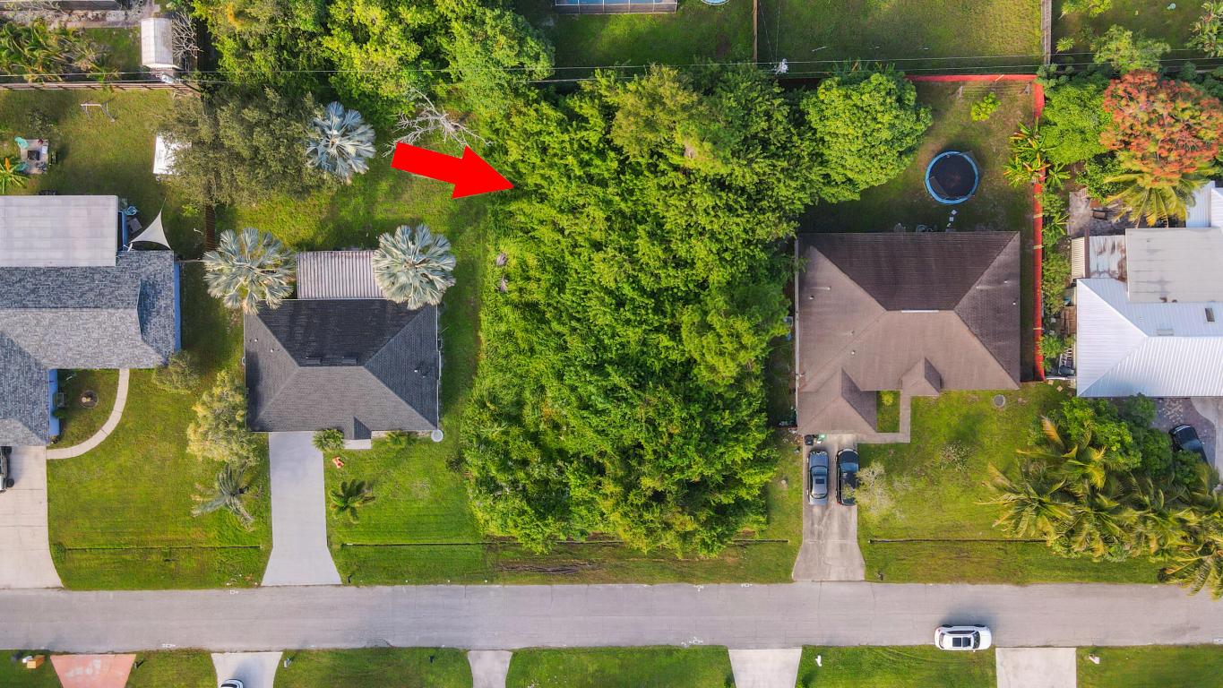 2220 SE Glover Street