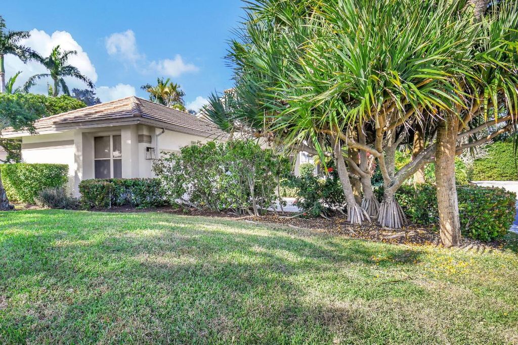 Photo of 5569 NW 21st Way, Boca Raton, FL 33496 (MLS # R11044167)