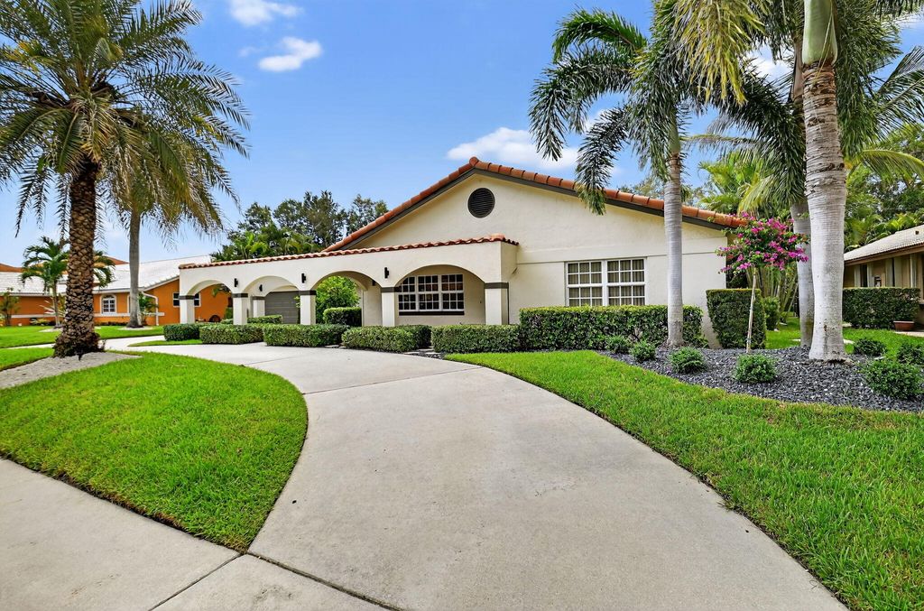 Photo of 360 NW 53rd Street, Boca Raton, FL 33487 (MLS # R11118429)