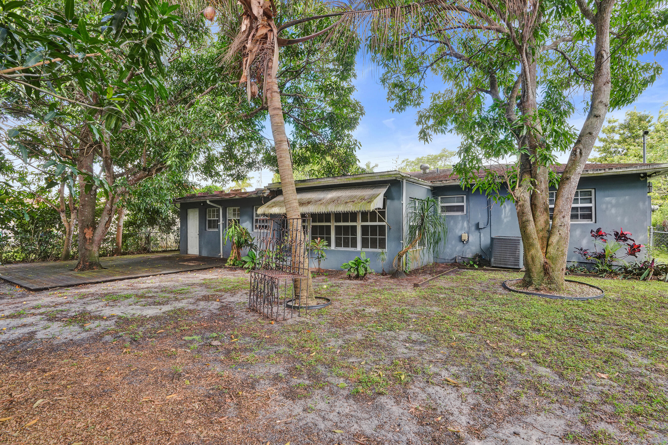 BISC GARDENS SEC F PT 1 - Residential