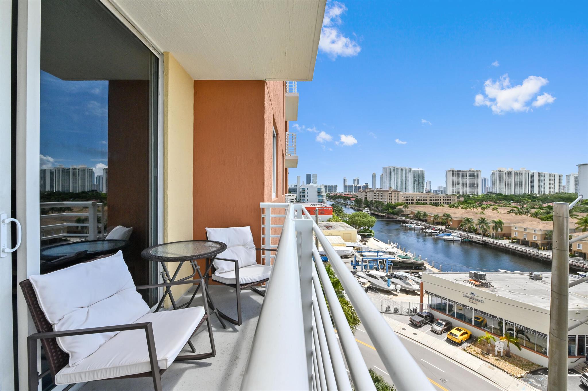 VENTURE - Residential