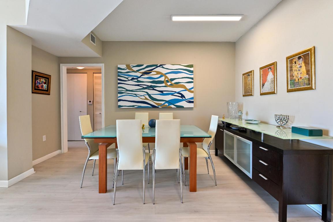 VENTURE - Residential