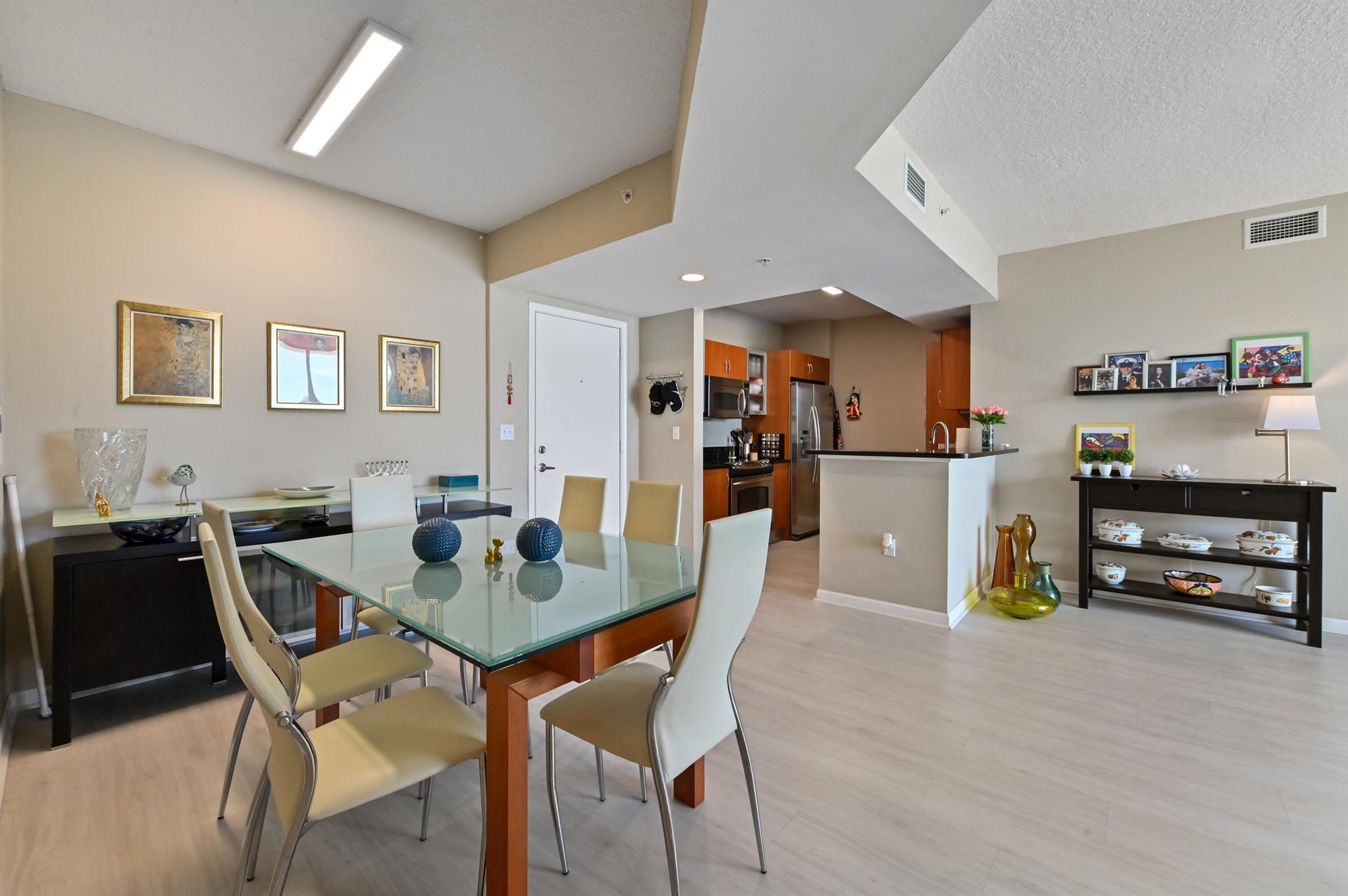 VENTURE - Residential