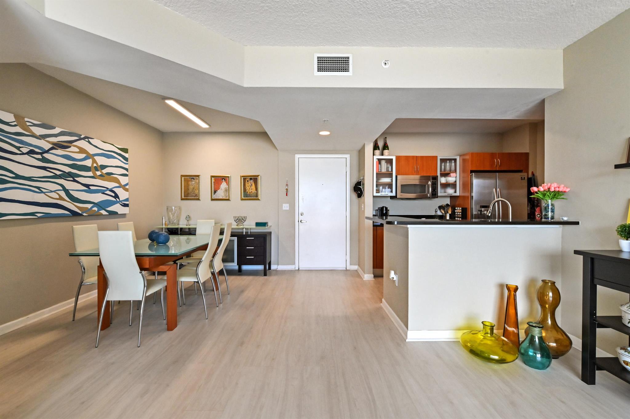 VENTURE - Residential