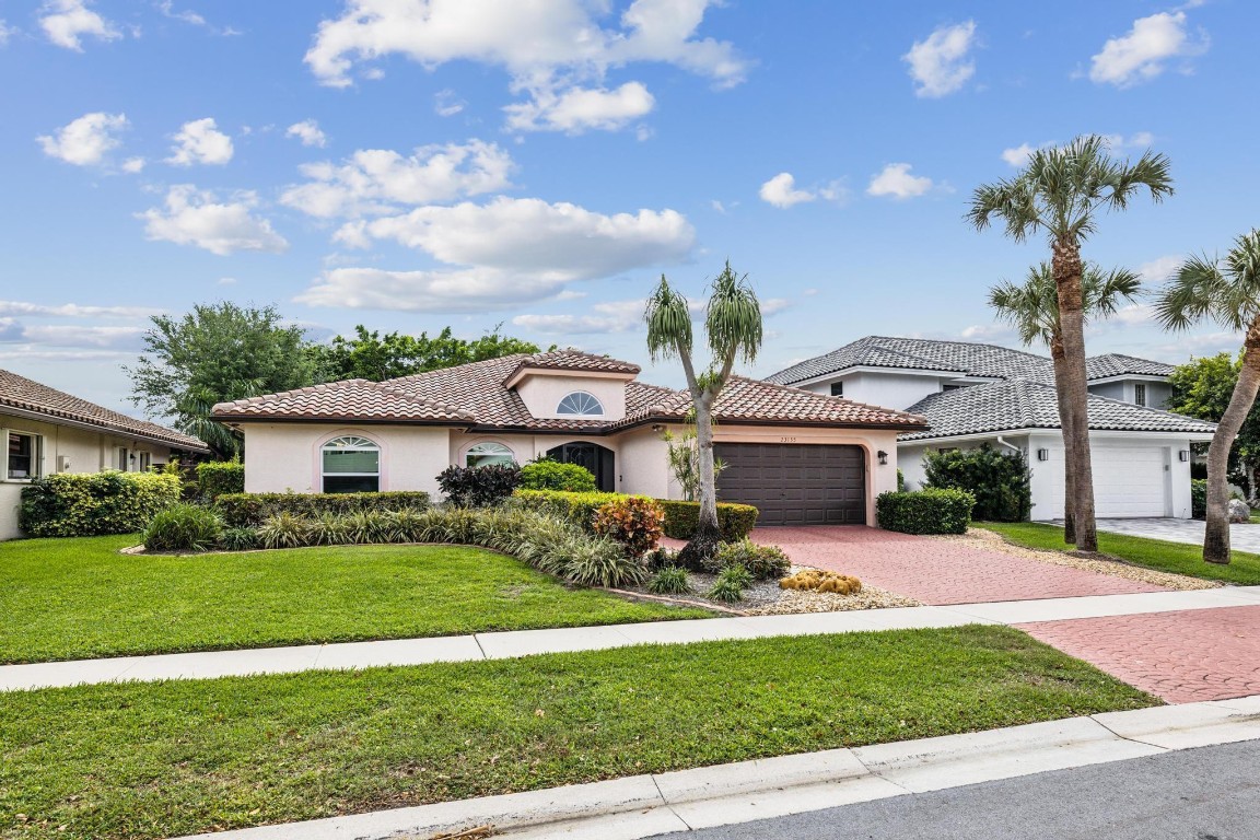 La Joya - Residential