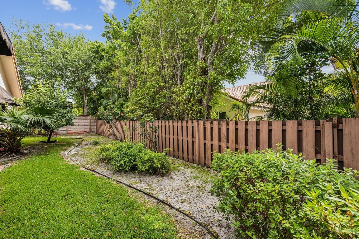 La Joya - Residential