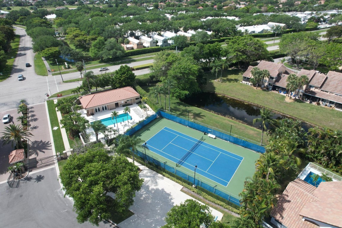 La Joya - Residential