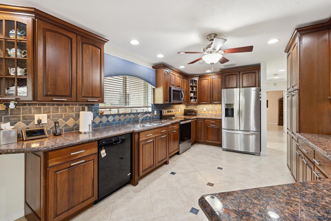 La Joya - Residential