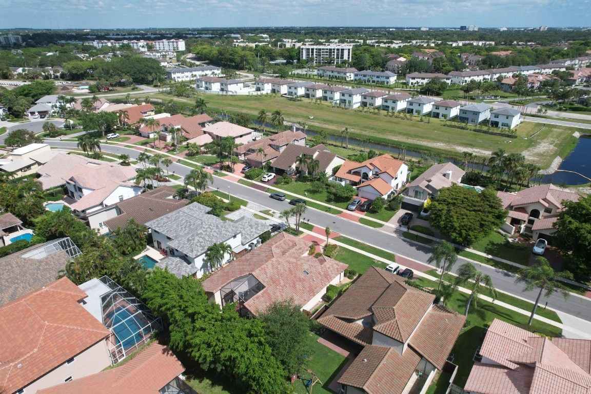 La Joya - Residential