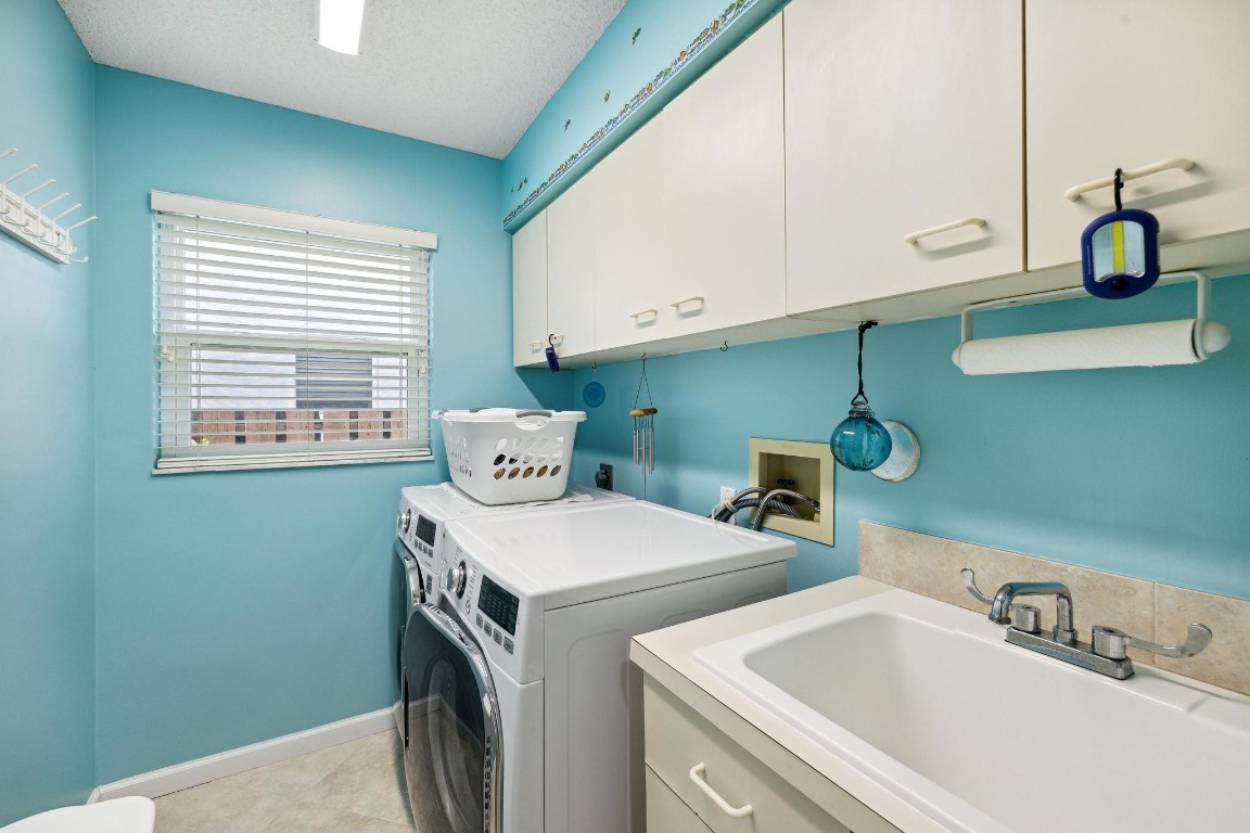 La Joya - Residential