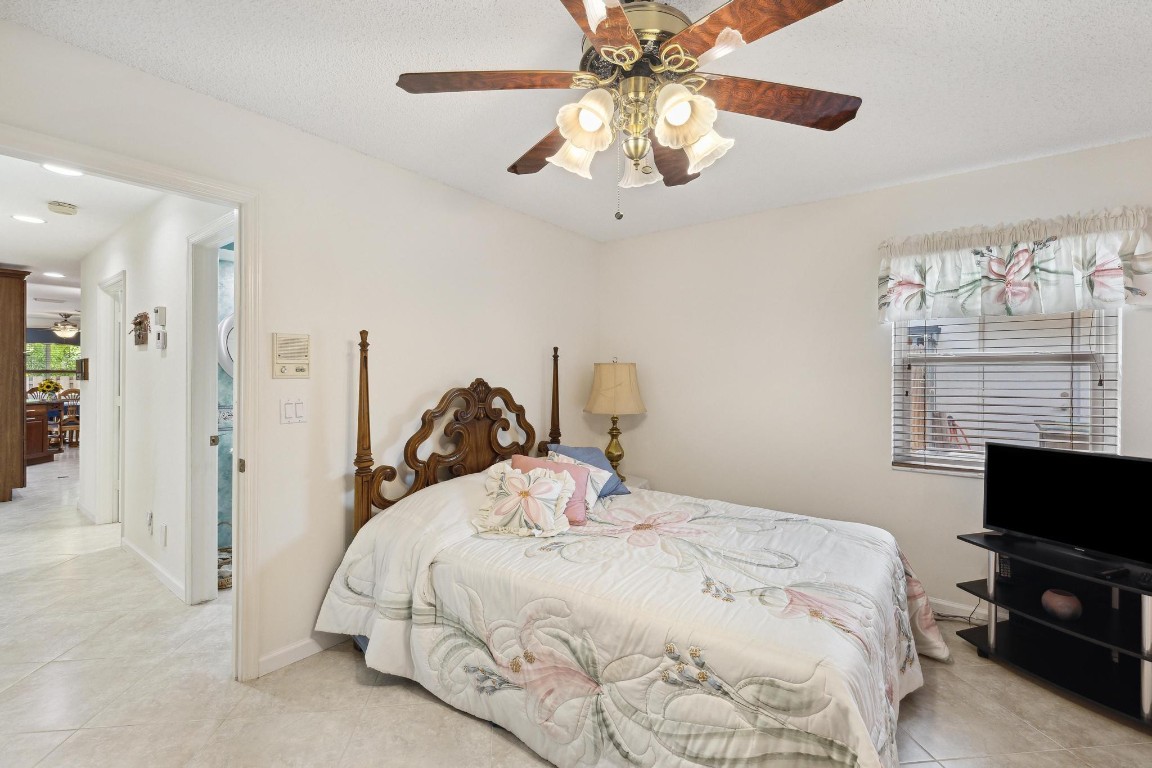 La Joya - Residential