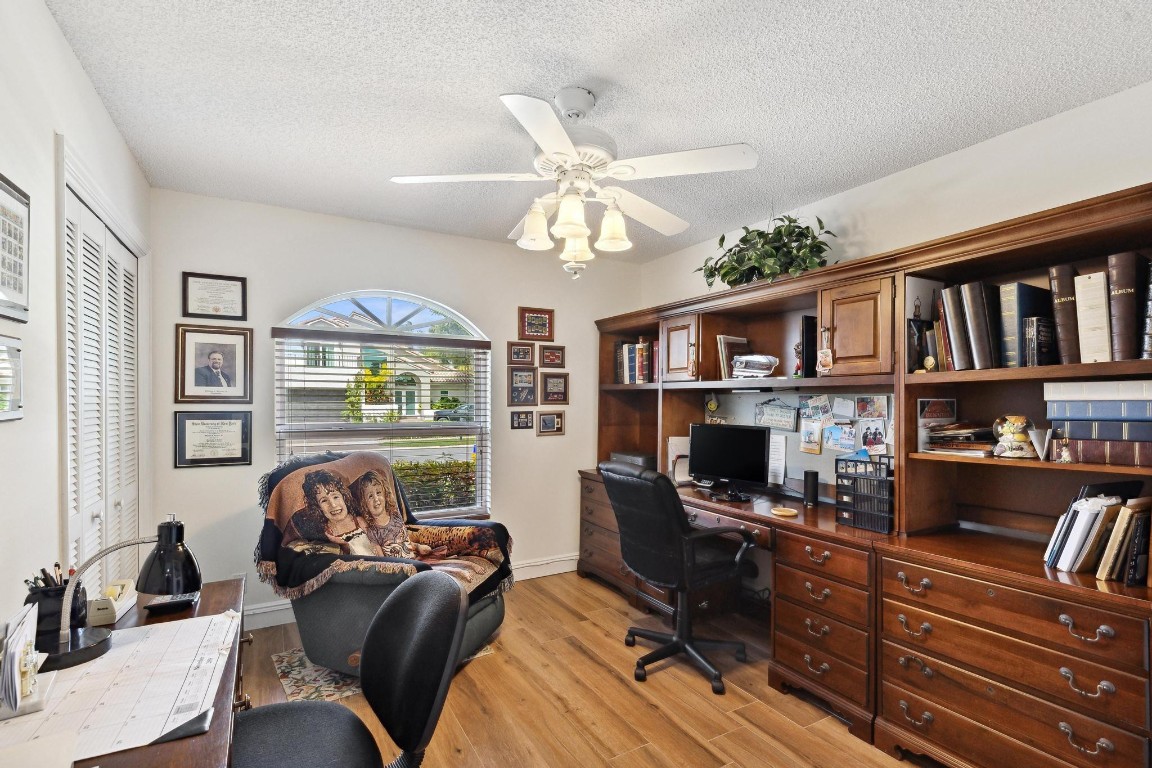 La Joya - Residential