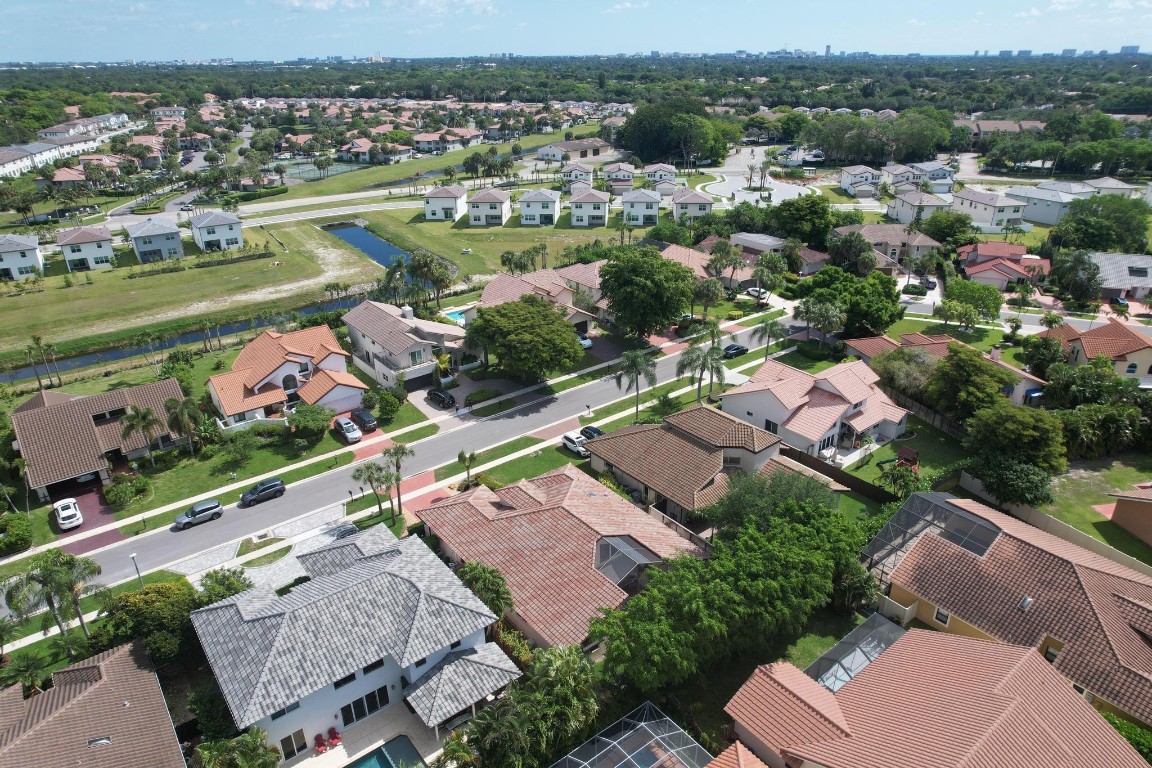 La Joya - Residential