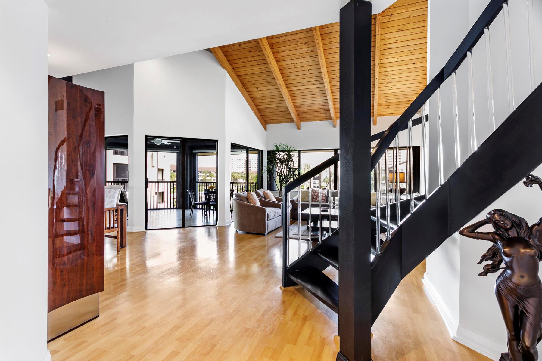 OLD PORT COVE HARBOR VILL - Residential