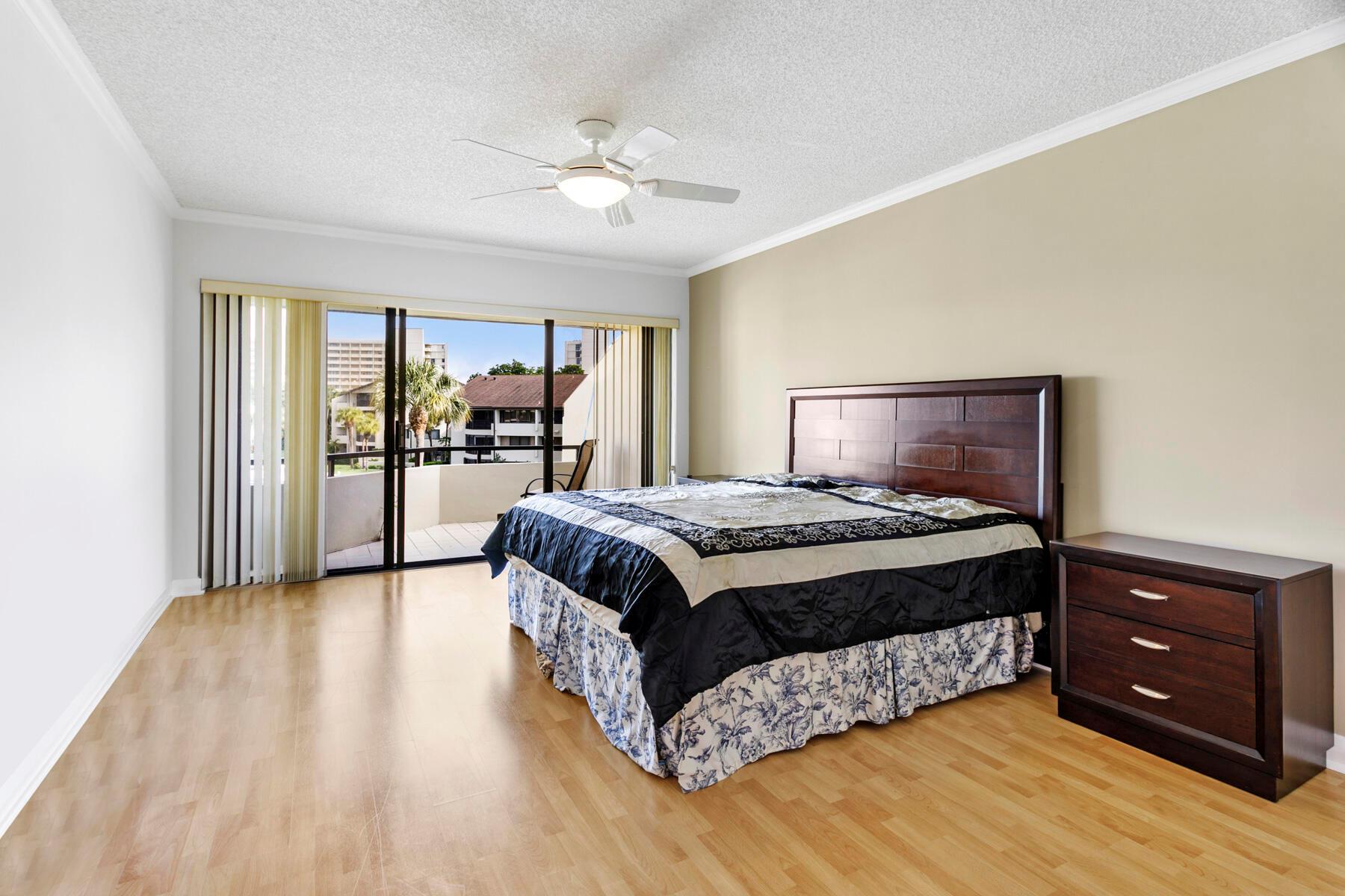 OLD PORT COVE HARBOR VILL - Residential