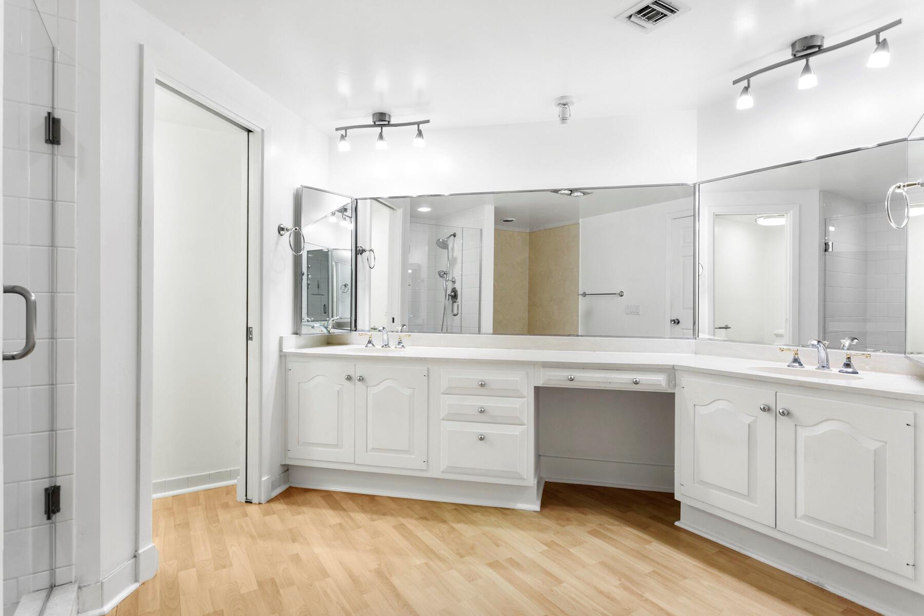 OLD PORT COVE HARBOR VILL - Residential